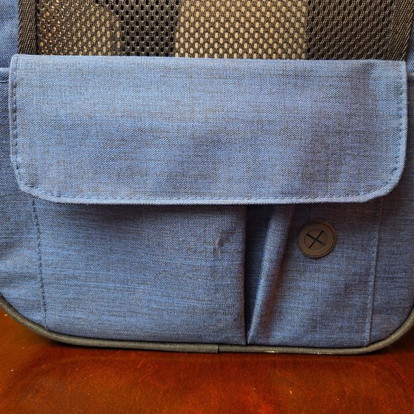 Lightweight Small Dog or Cat Backpack Carrier - Picture 3 of 10